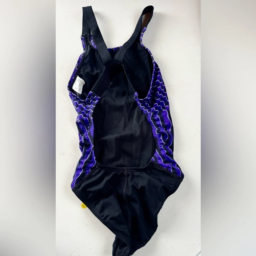Nike Training Suit Size 26
